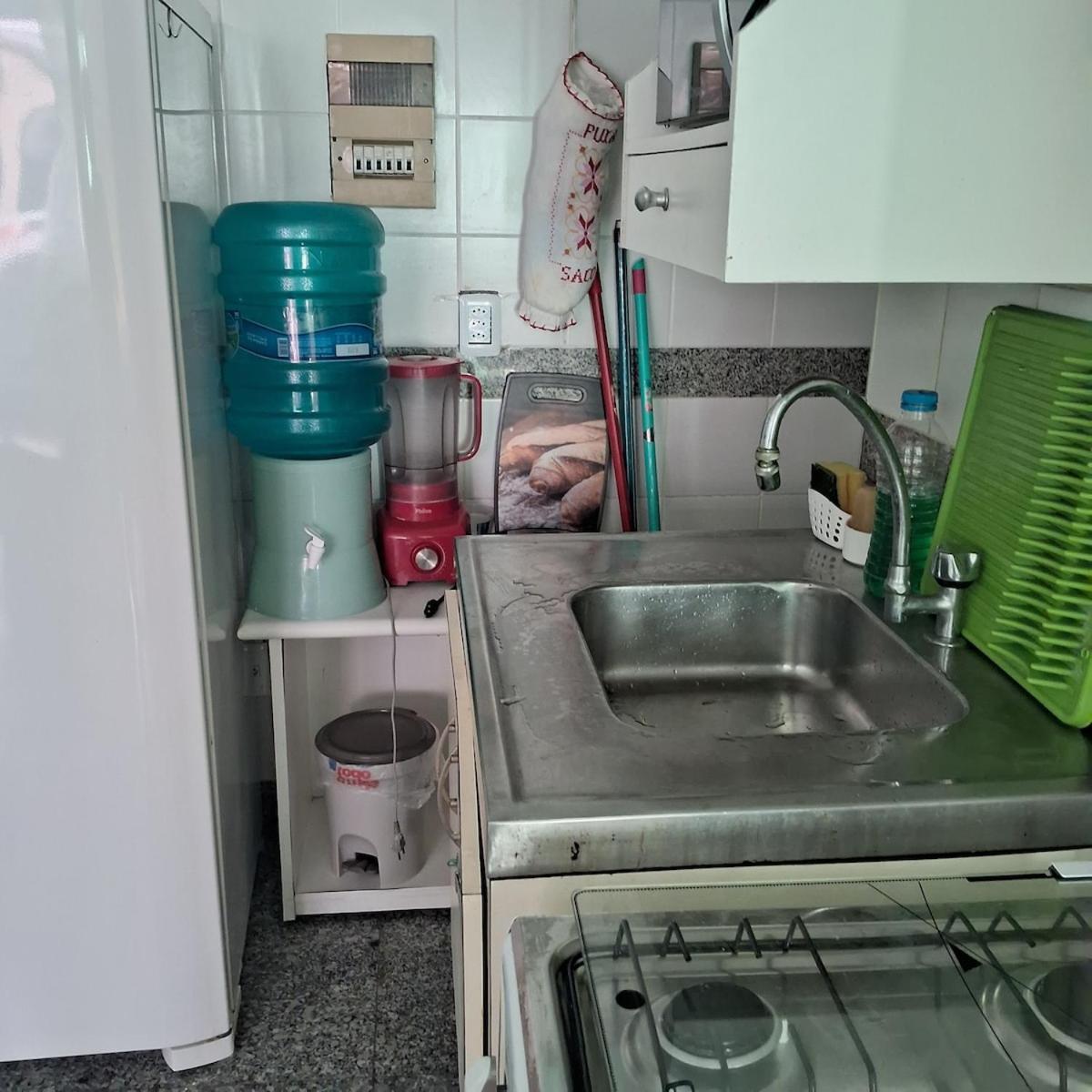 Com Piscina E Bem Localizado Apartamento